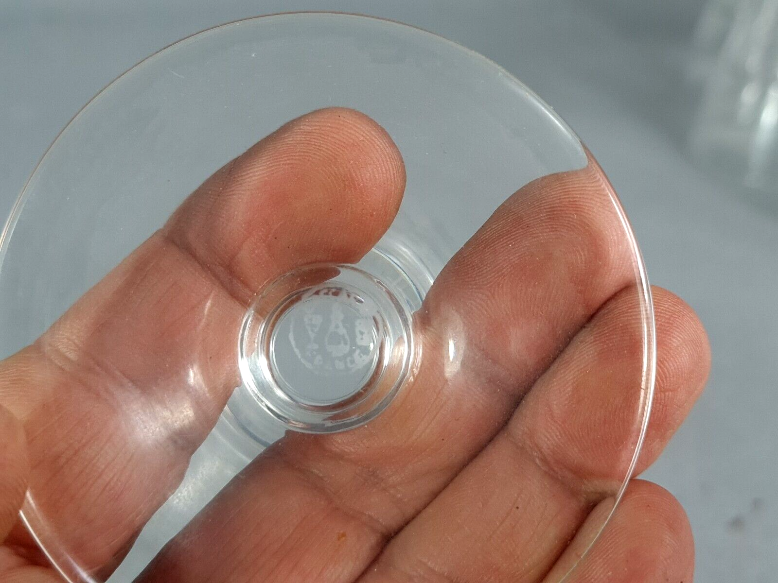 6 Baccarat crystal wine glasses in perfect condition S820