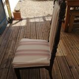 Chaise basse classique