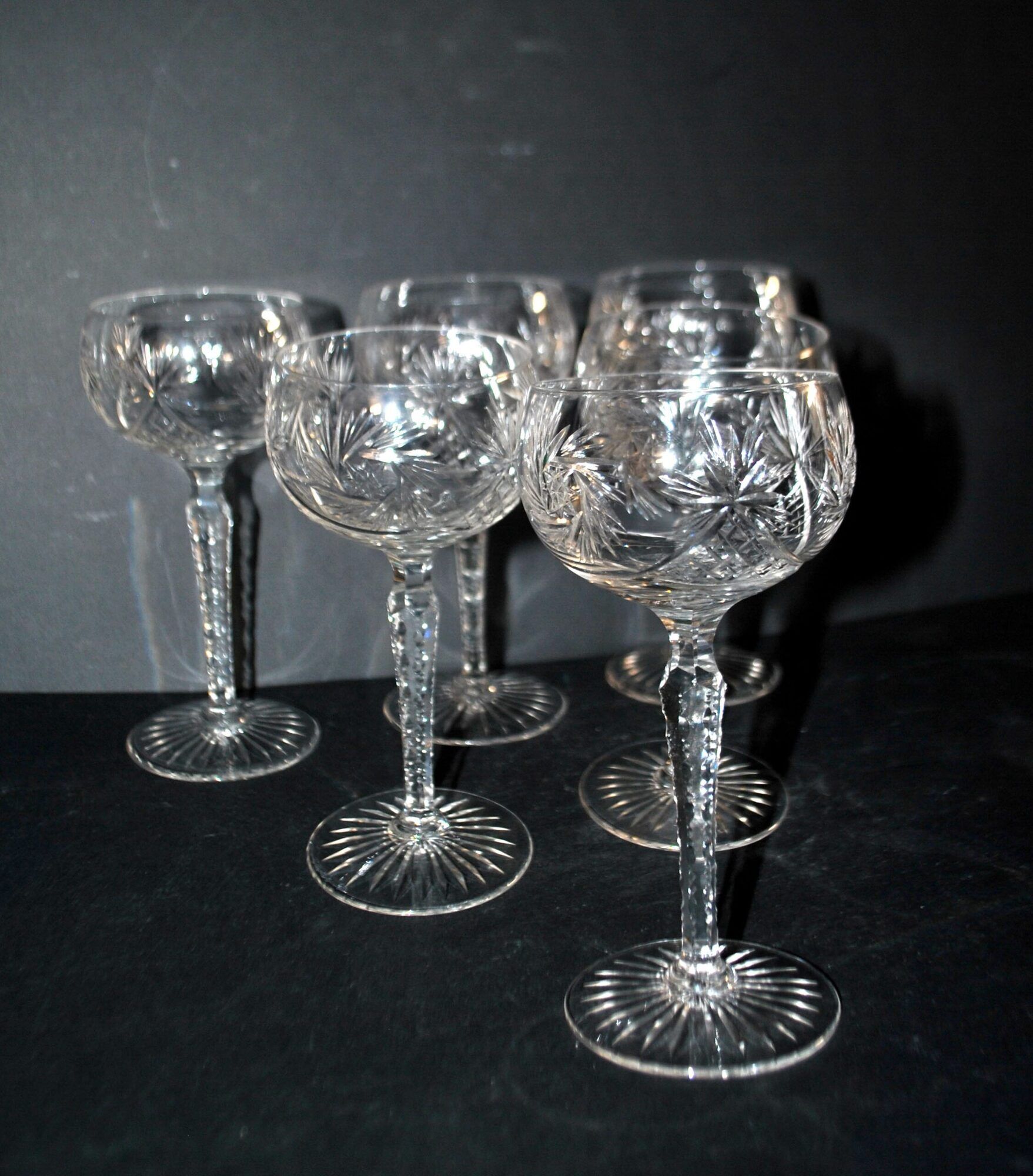 SAINT-LOUIS Balloon Wine Glass ROEMER in cut crystal star 1930 H15.3cm