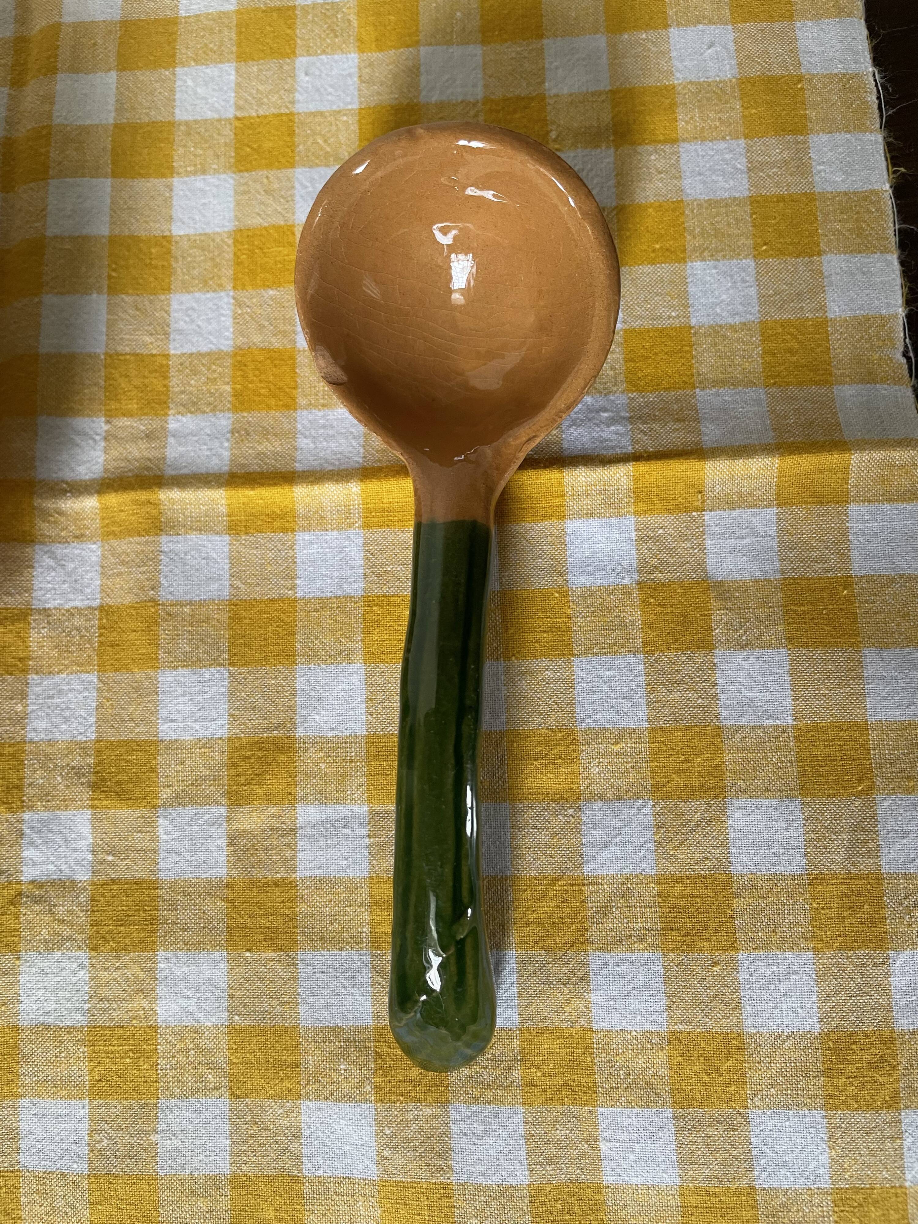 Corn cob slip gravy boat