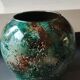 Large signed Line Lacquered Ball Vase. Made of églomisé glass. Dimensions: 18 x 16 cm