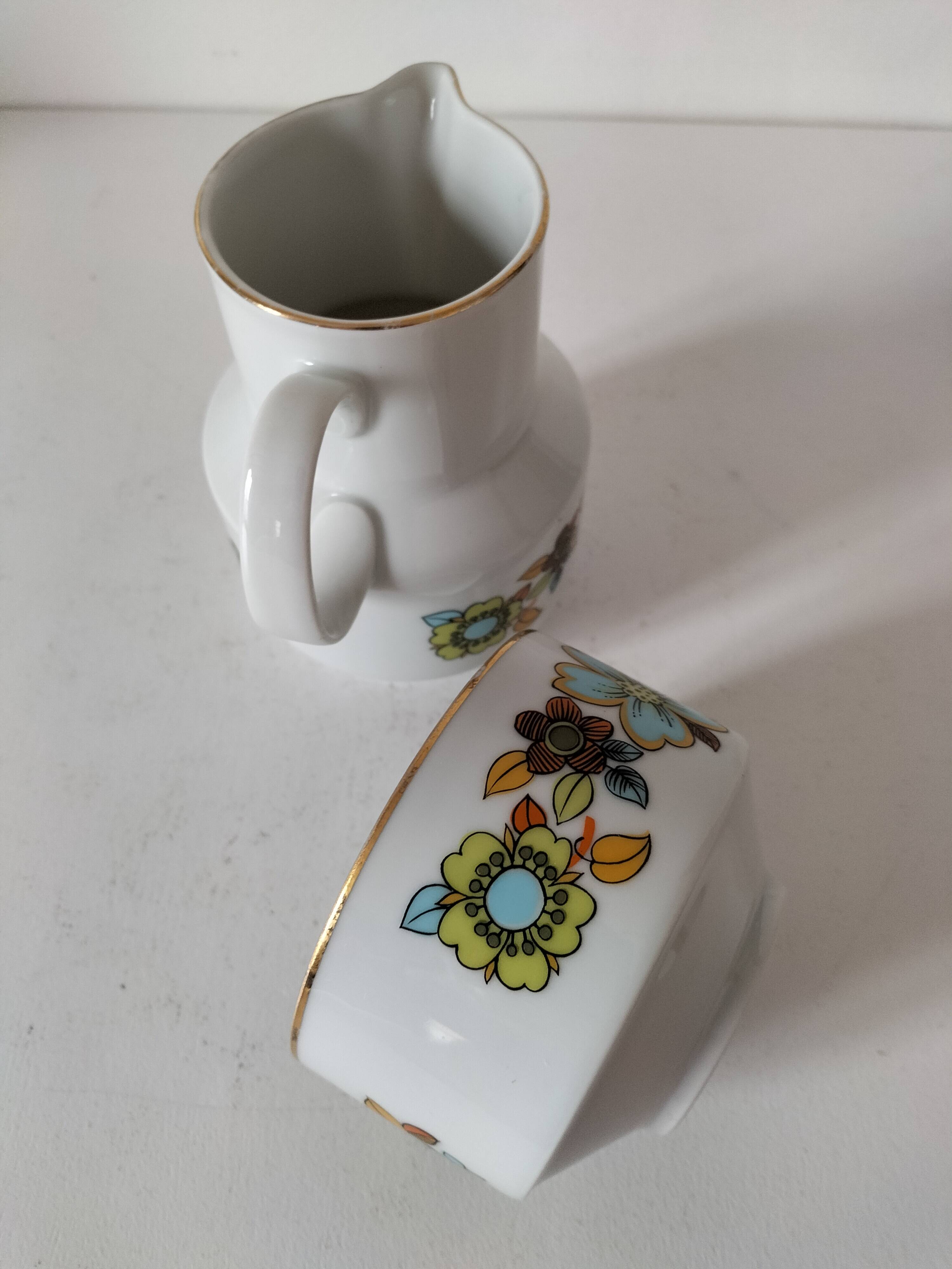 tasse à thé et pot à lait Manufacture Winterling Marktleuthen Bavaria