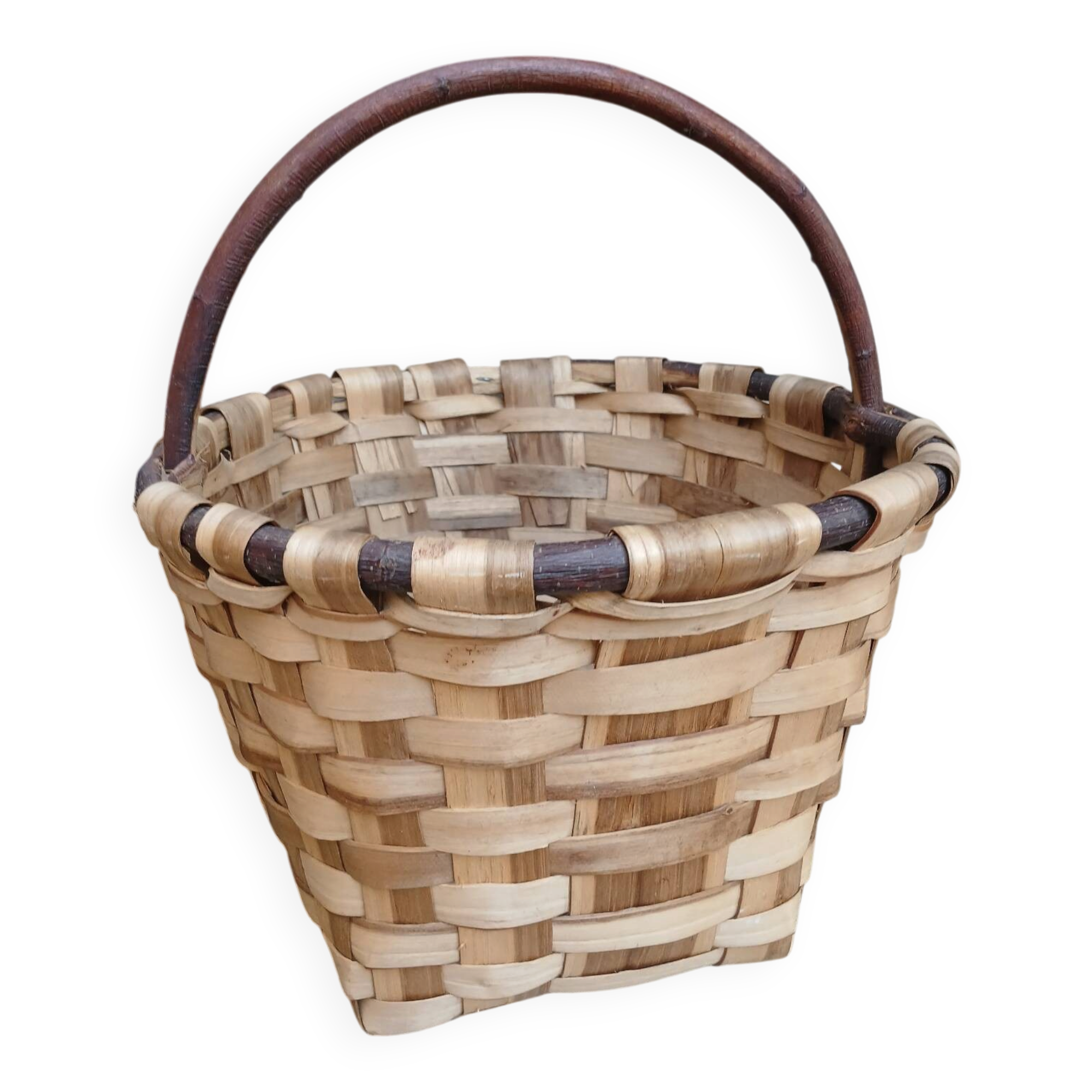 Panier ancien à champignons