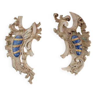 Large pair of carved foliate wooden wall decorations 18th.c