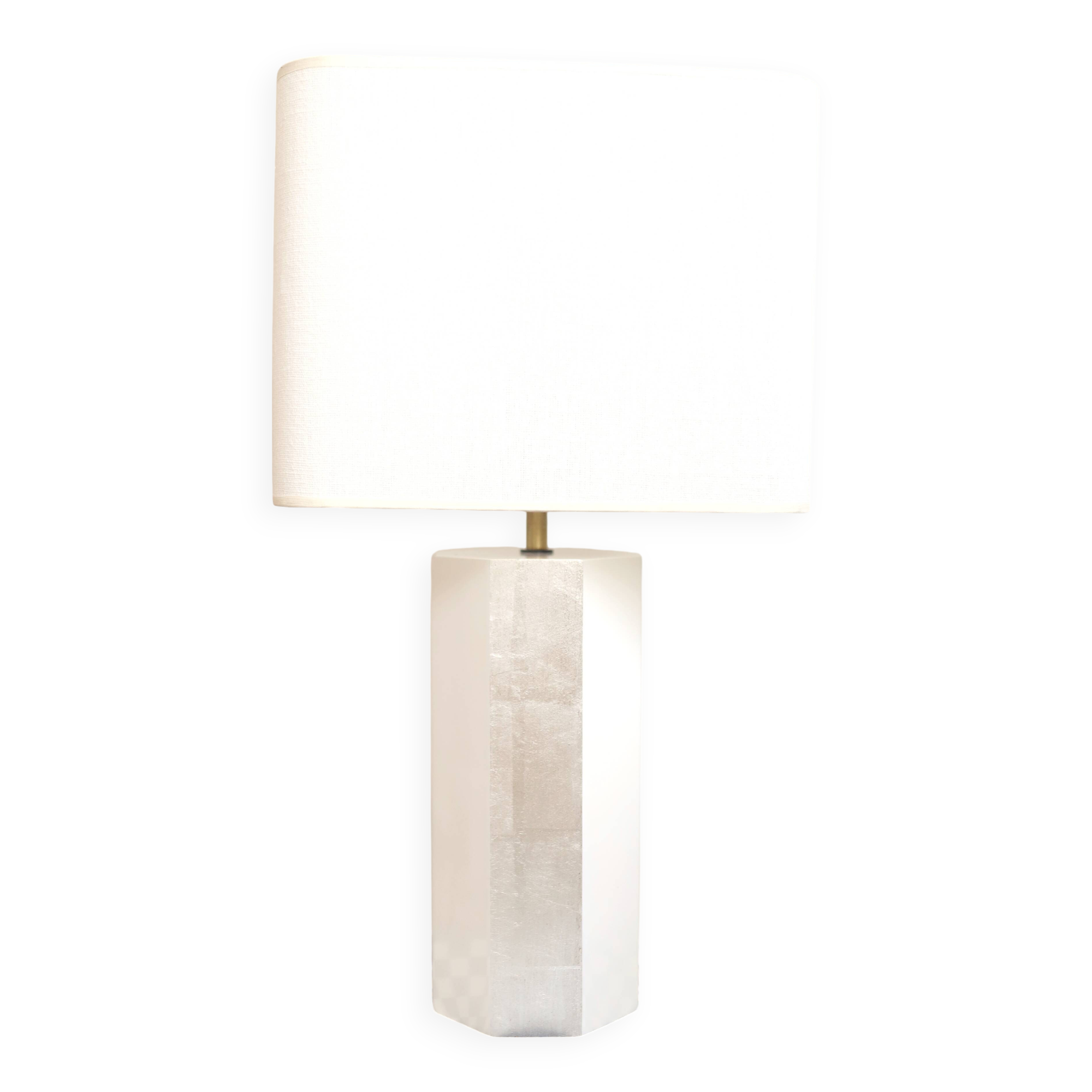 La Luco lamp in white lacquered ash and gold leaf