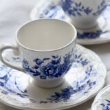 4 tasses anciennes en faïence Sarreguemines bleue et blanche - Soucoupes as