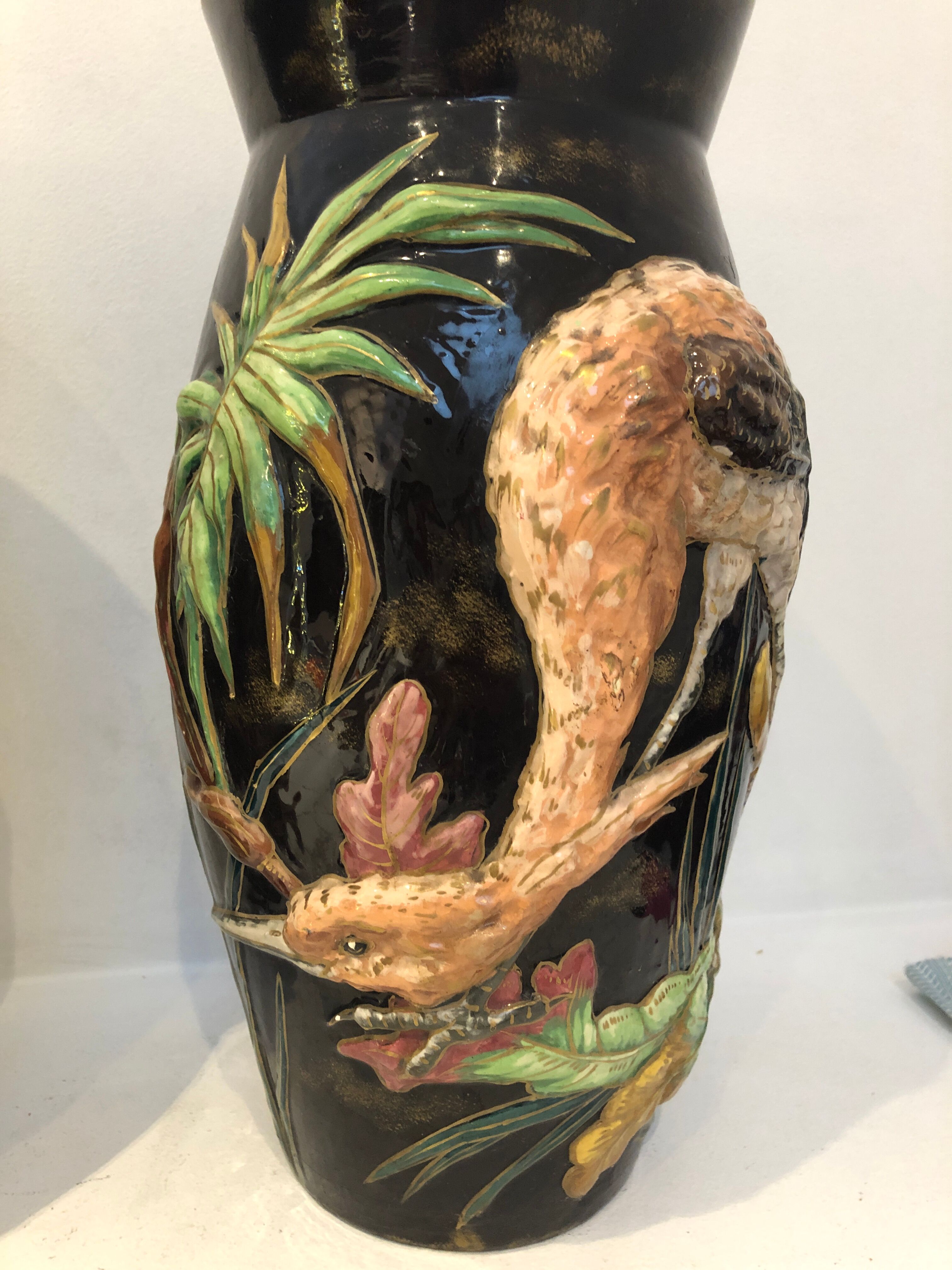 Paire de vases "Aux Hérons" Barbotine Longchamp, début 20ème