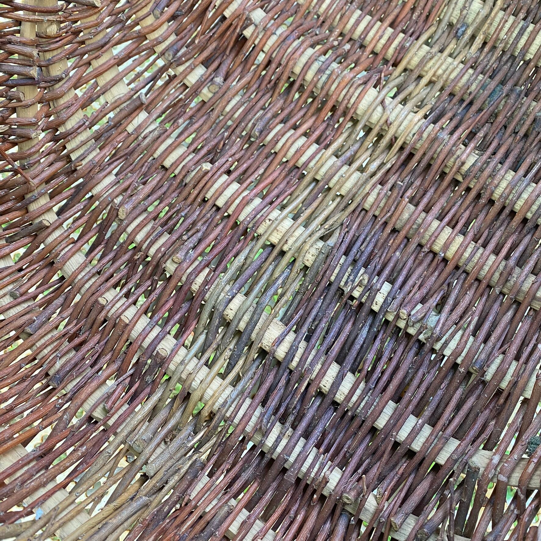 Large wicker basket with metal wire 58X36cm