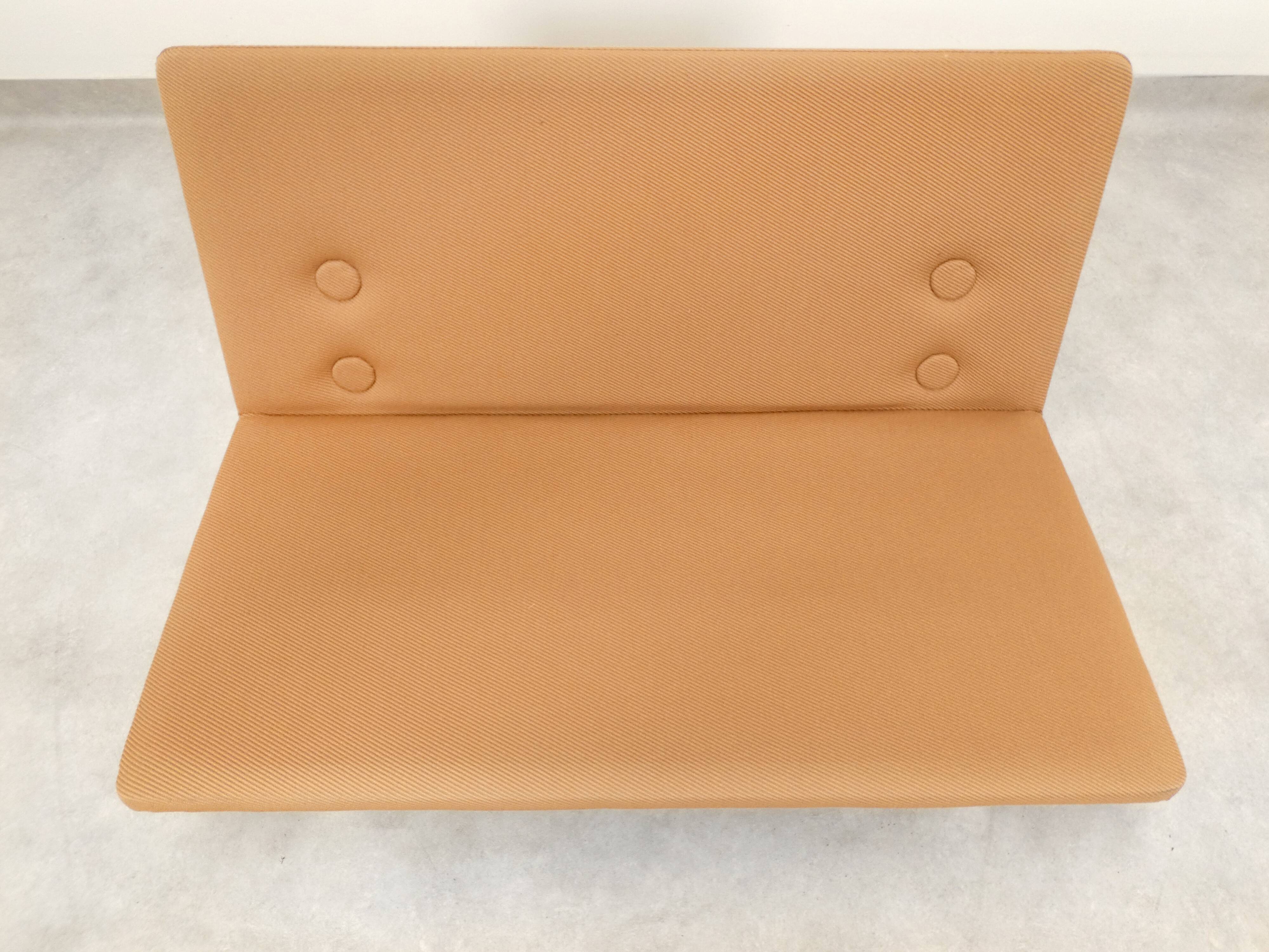 Artifort C683 sofa - 2-seater - powder color