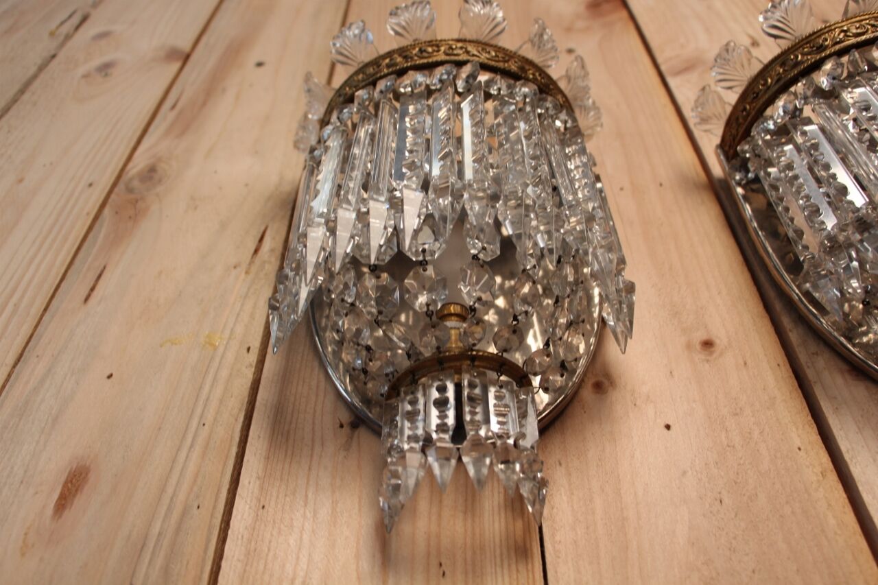 Pair of crystal sconces from the house baccarat, crinoline model