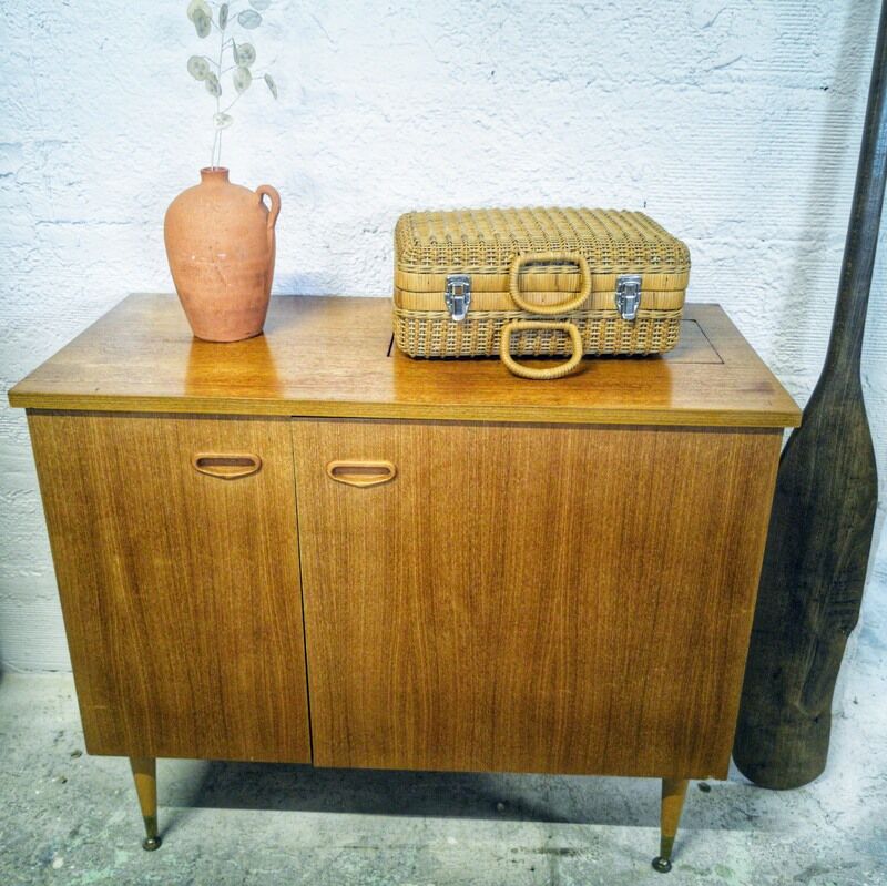 Buffet meuble machine à coudre