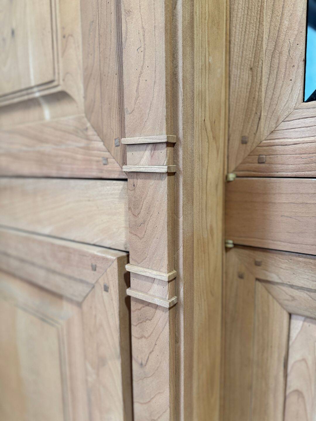 Cherry wood bookshelf – 1970s/80s