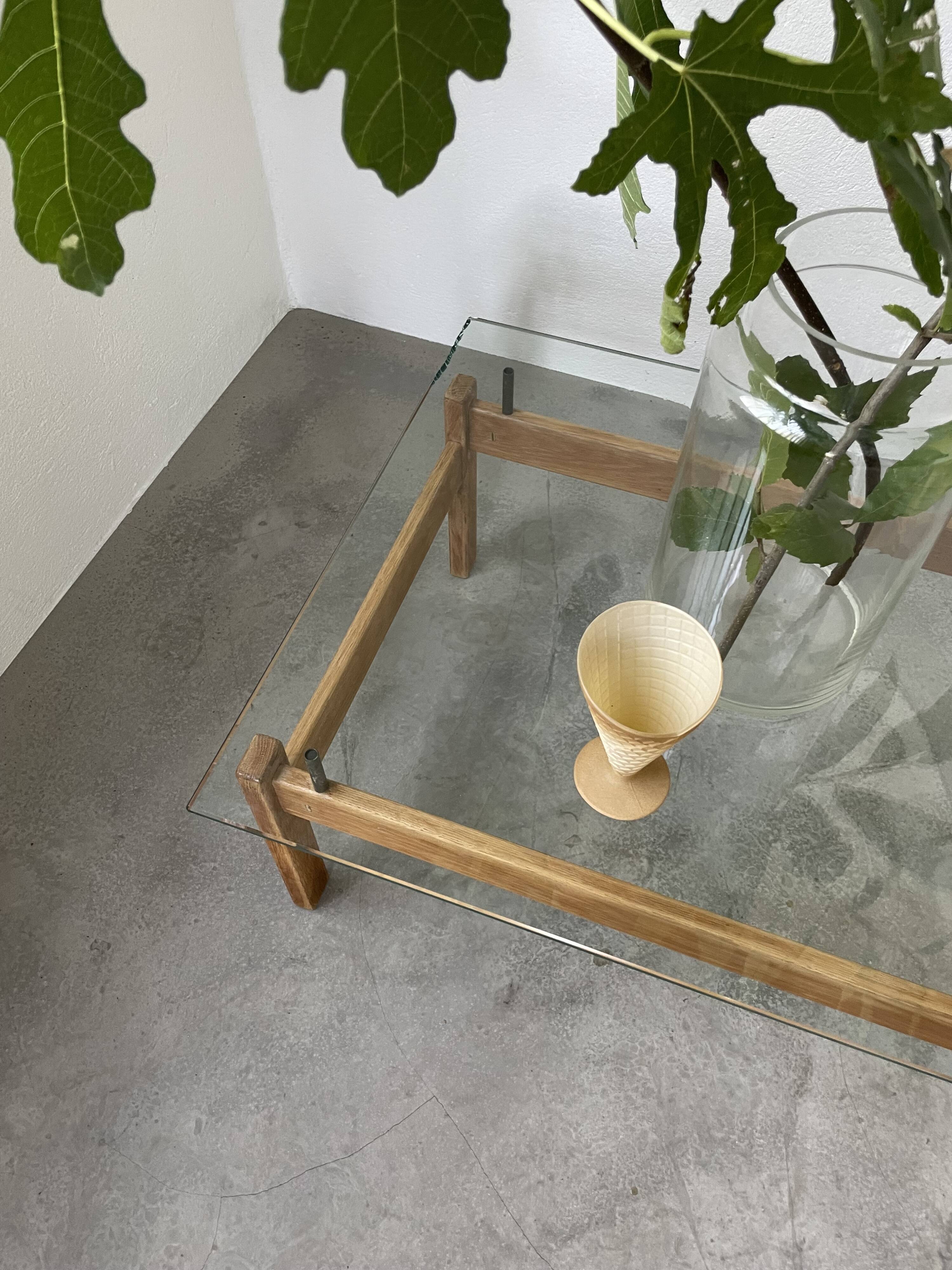 Table scandinave teck blond et verre 60