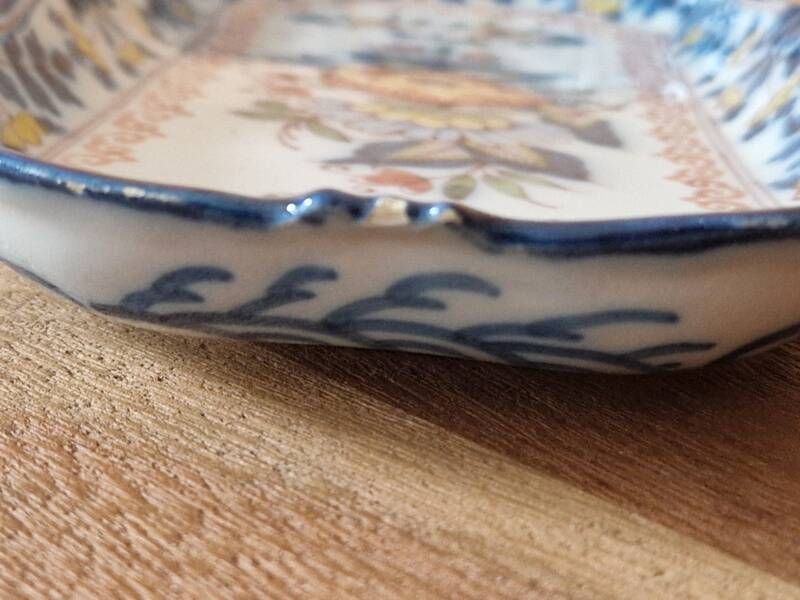 Cake or herring dish in earthenware from Royal Tichelaar Makkum