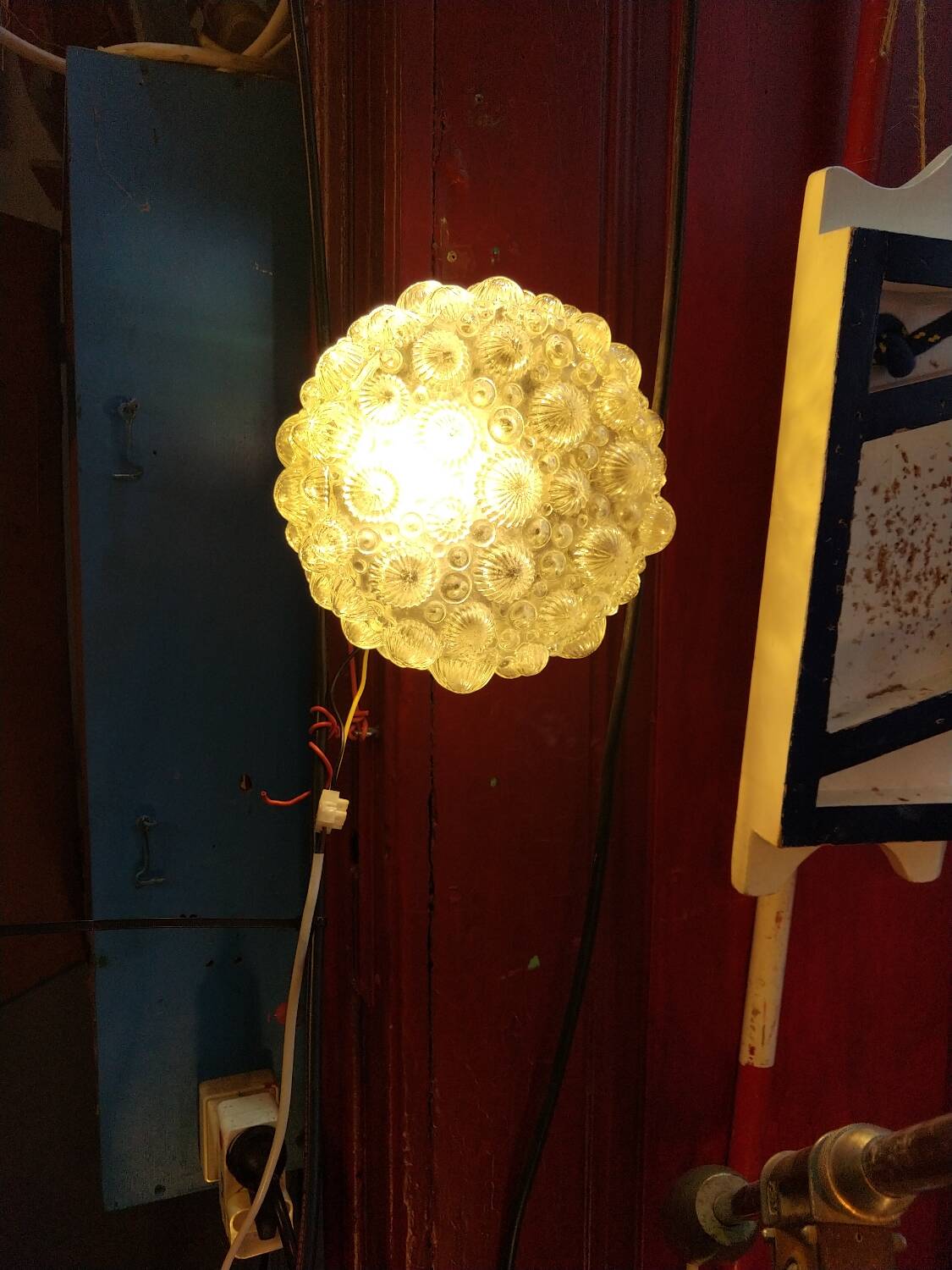 A pair of wall lights