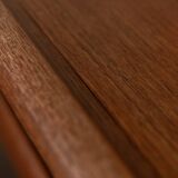 Table basse en teck danois par Grete Jalk avec cadre à lattes, années 1960.