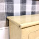 Petite armoire beige vintage