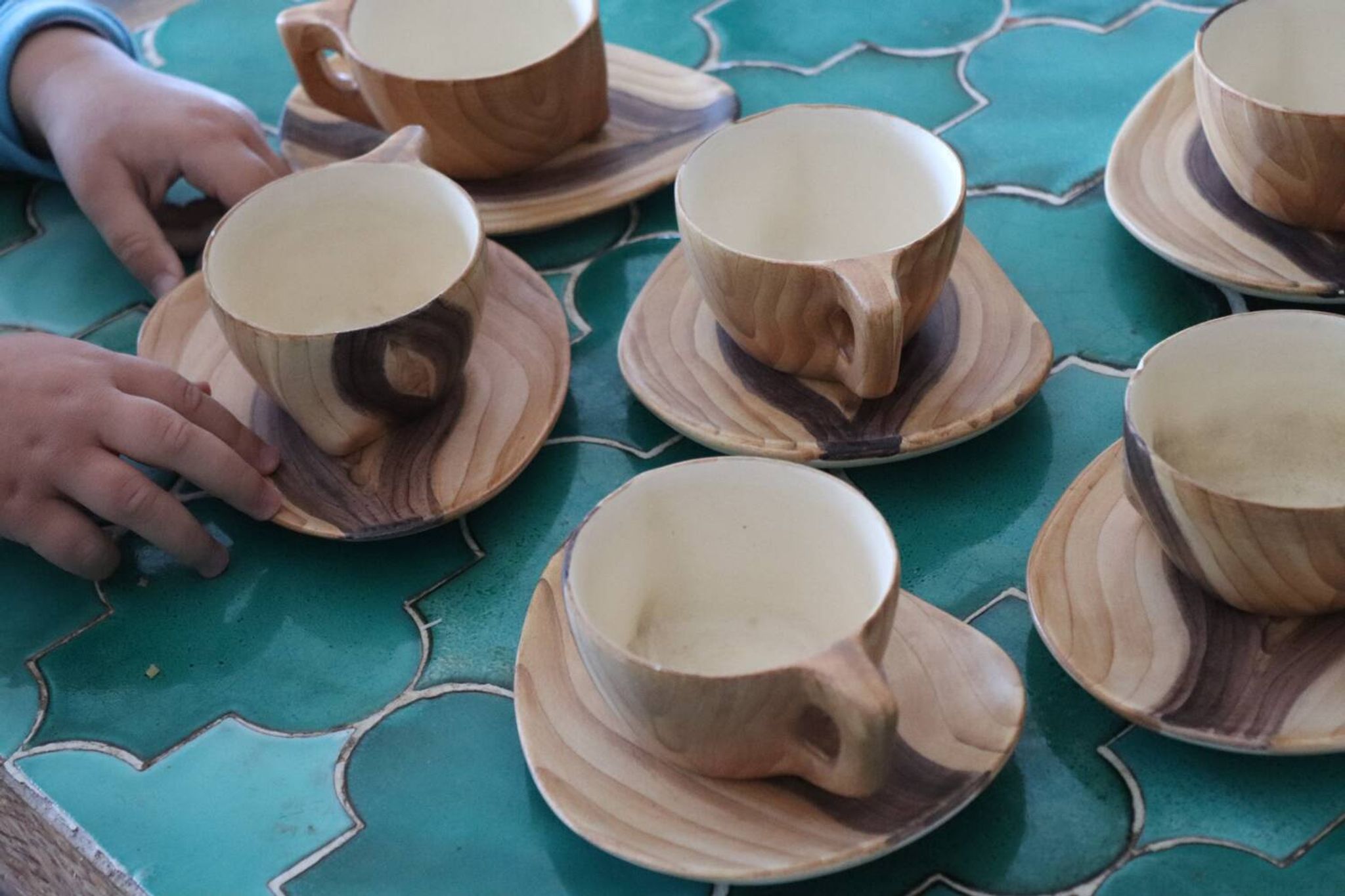 Coffee service – 6 cups and saucers Grand Jean Jourdan, Vallaur