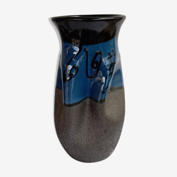 Large Buxo vase