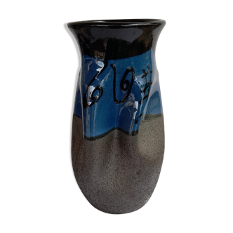 Large Buxo vase