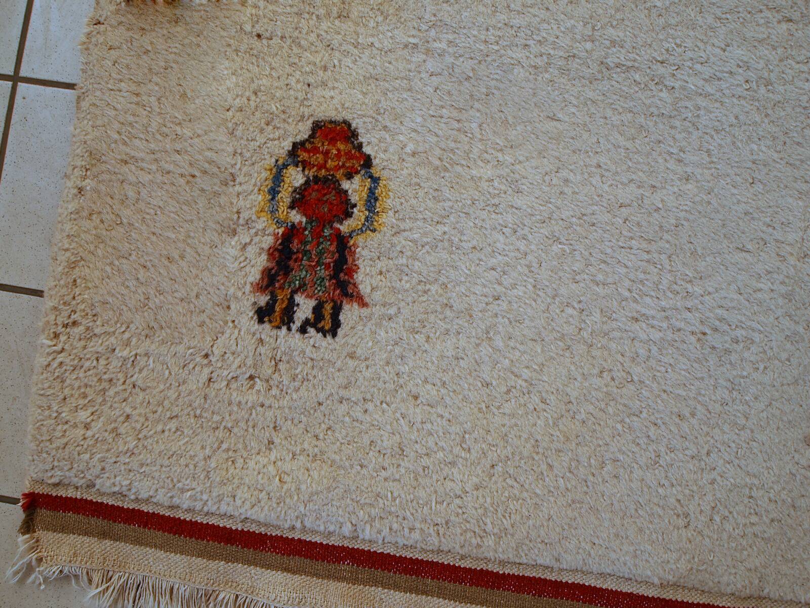 Tapis vintage fait main Gabbeh du Moyen-Orient 140cm x 215cm (1960s)