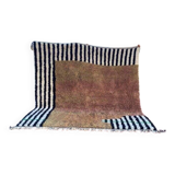 Moroccan rug from Oued Zam, handmade, traditional size 150 x 250 cm.