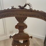 Timeless elegance for this Louis XVI style chair, in carved wood