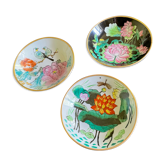 Chinese porcelain cups circled in gilded brass