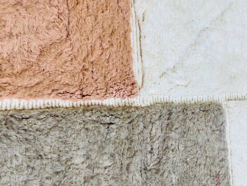 Handmade pure wool rug, traditional size 100 x 200 cm.