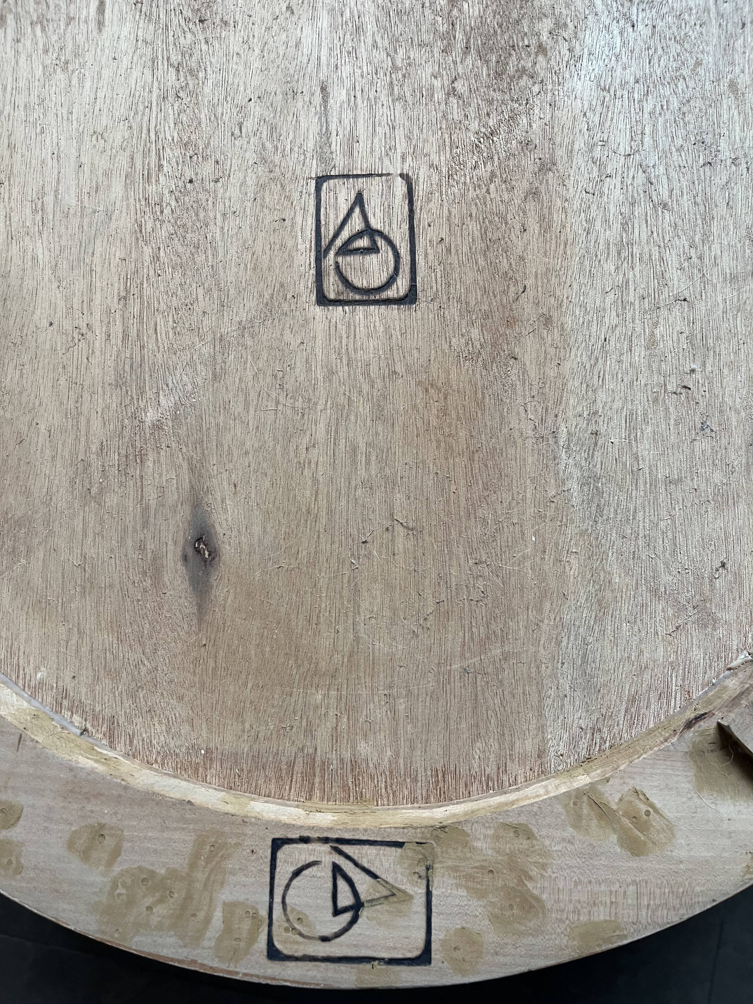 Unique model coffee table Vincent Gonzalez