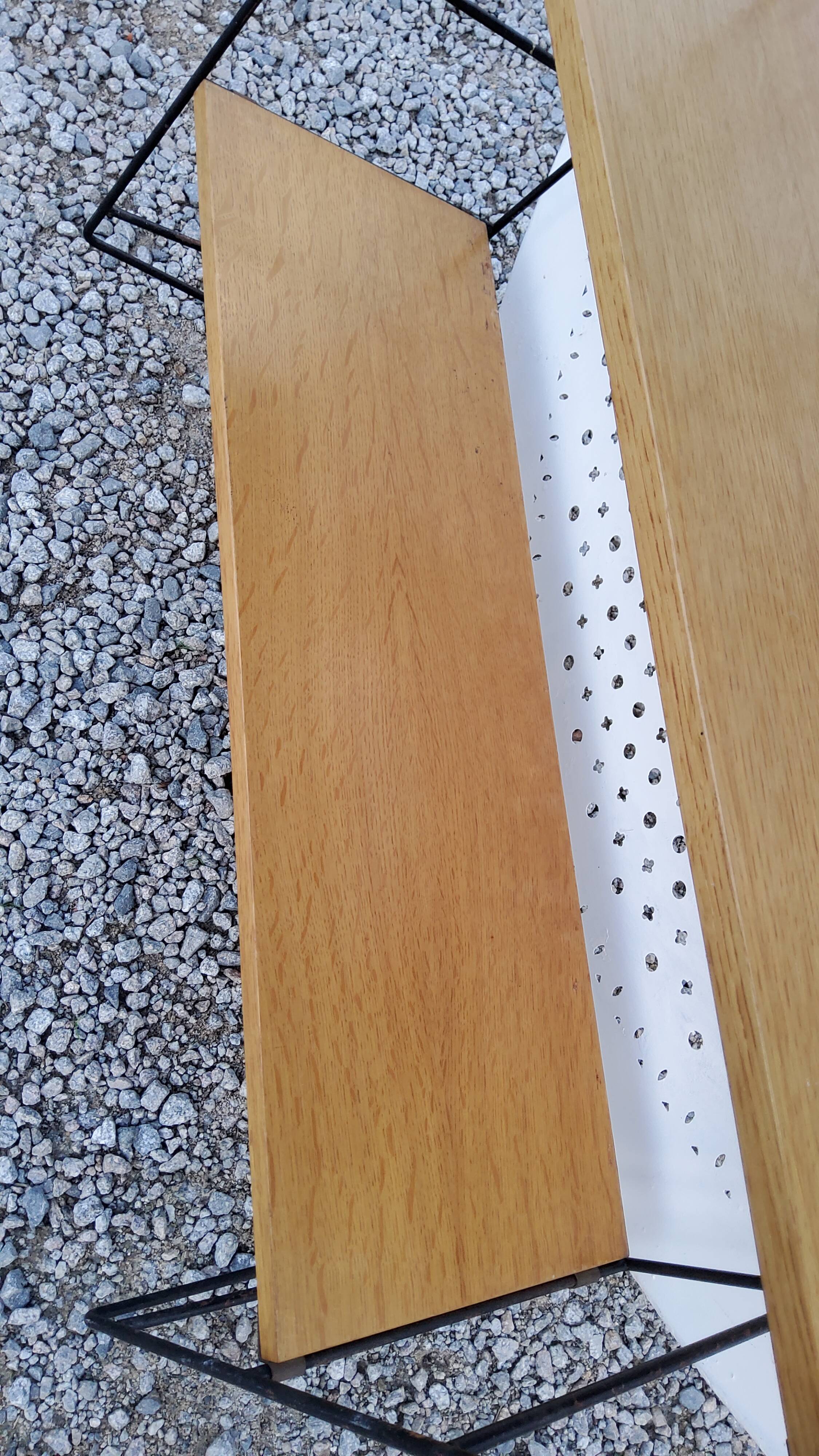 String shelf from the 60s in oak and metal