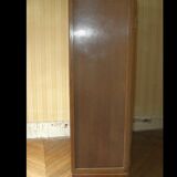 Solid oak cabinet from the 60s 2 doors with locks and keys
