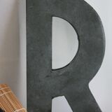 Set of 2 letters of sign