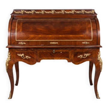 Louis XV cylinder desk with marquetry and bronze.