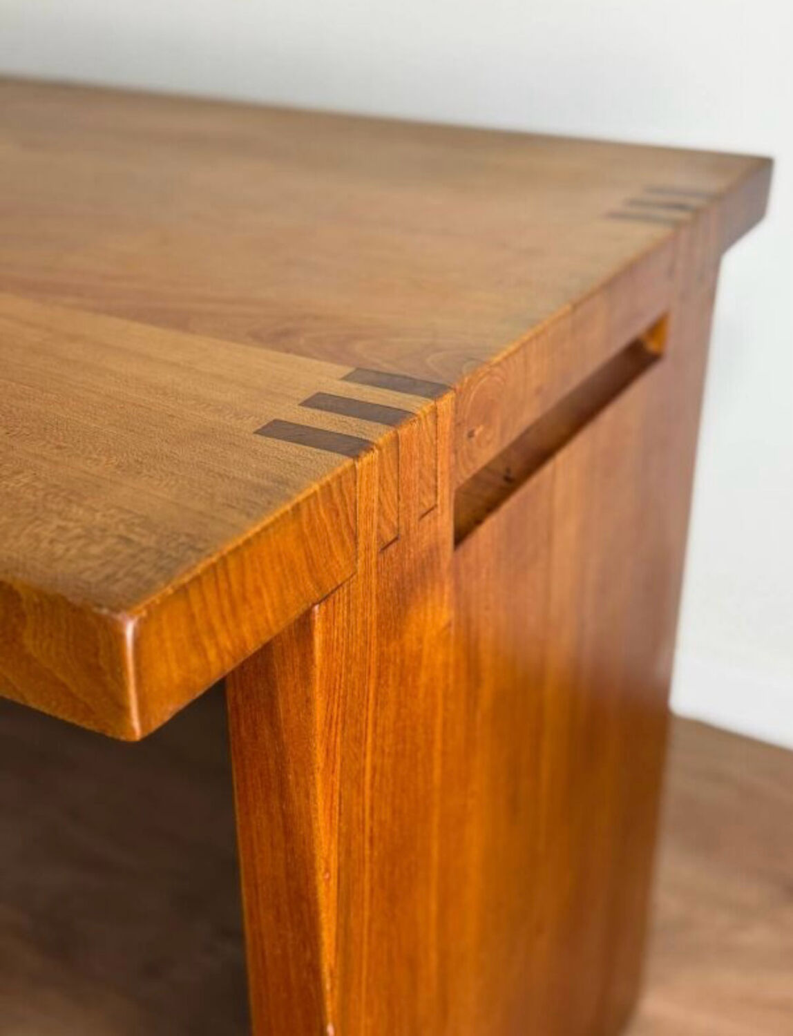 Pierre Chapo B19E Solid Elm Desk - Iconic 1960s Design