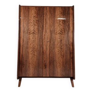 garde-robe vintage en