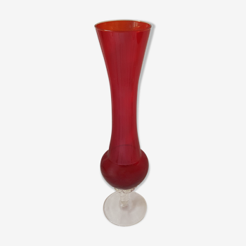 Soliflore vase in red glass and transparent foot