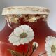 Paire de vases anciens, motif papillons et fleurs