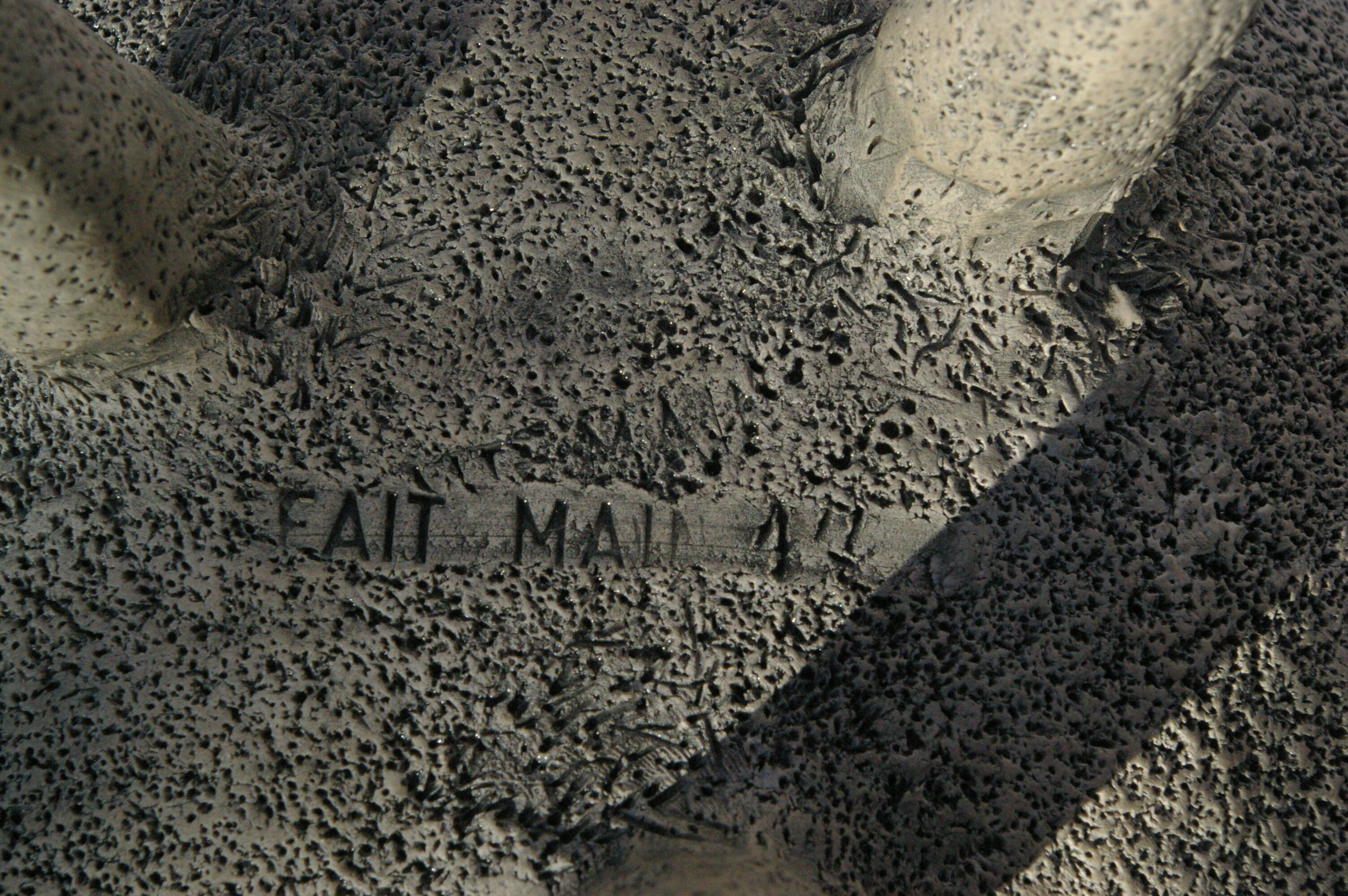 Vintage tripod cut ceramic lava way and rock decoration