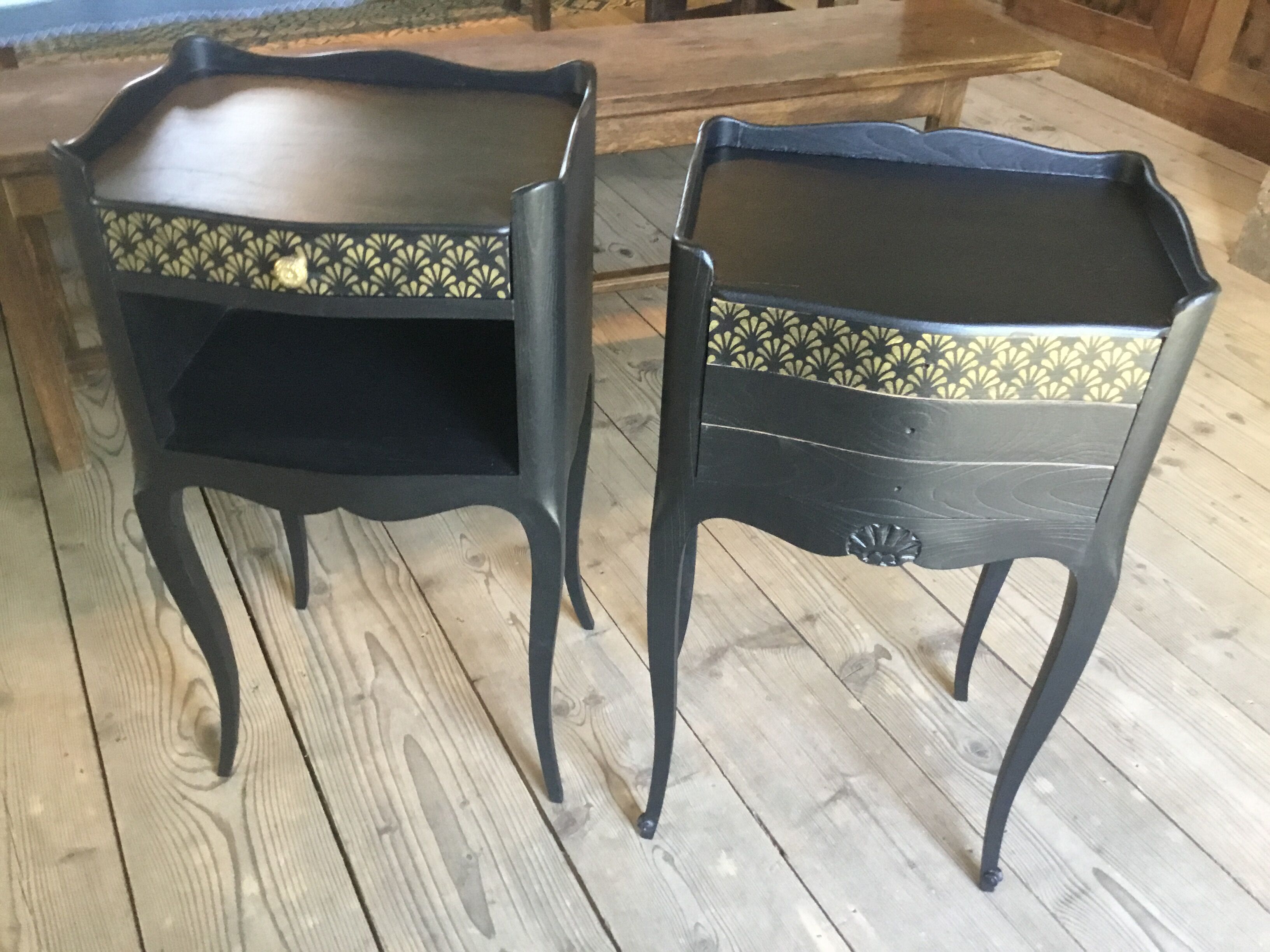 Bedside with drawer, black with patterns