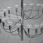 Chandelier in the style of Gino Sarfatti.
