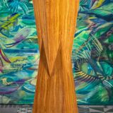 Cubist pedestal I.
