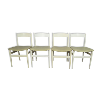 Lot of 4 white scandinavian chairs