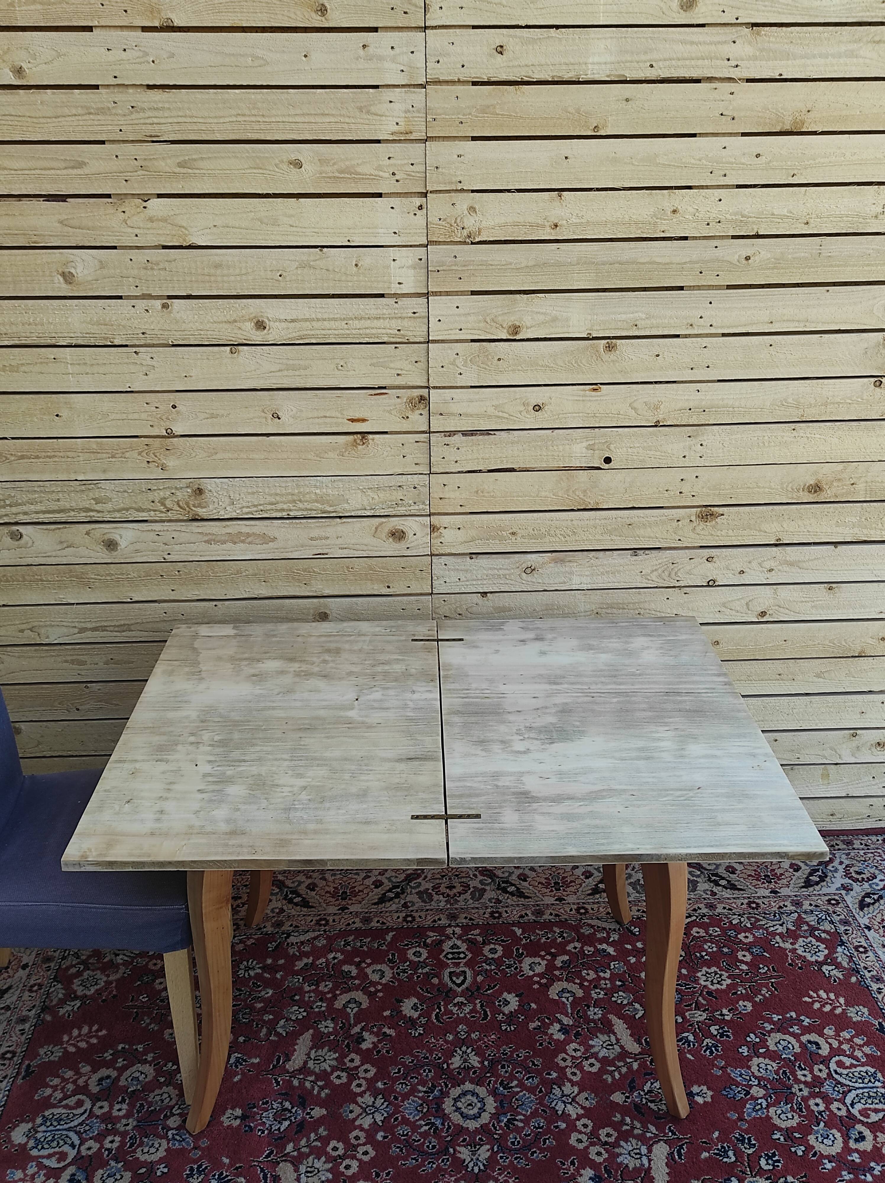 Foulque Table