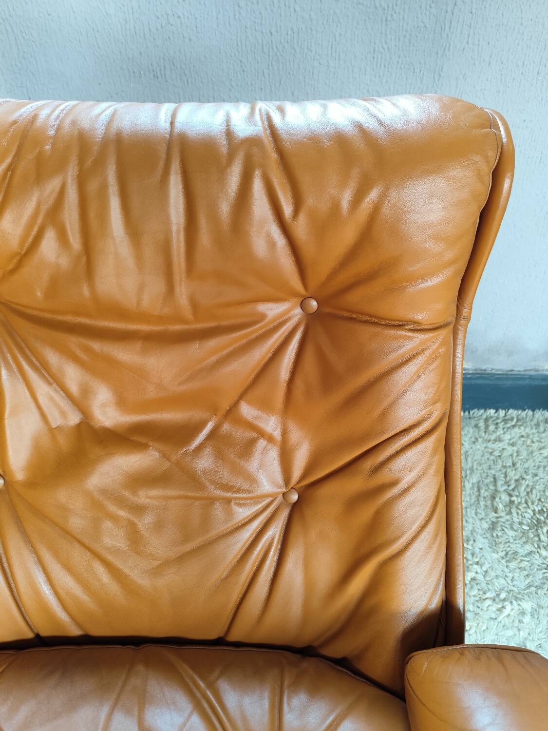 Michel Cadestin leather armchair for Airbone