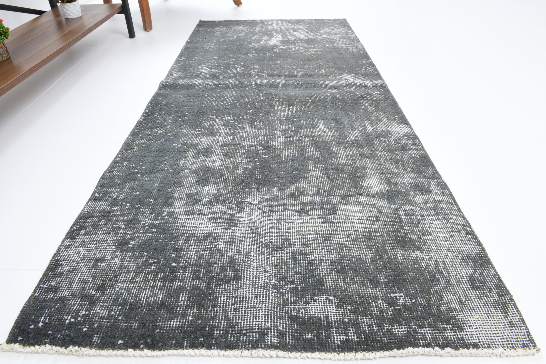 Turkish runner rug 74x170cm