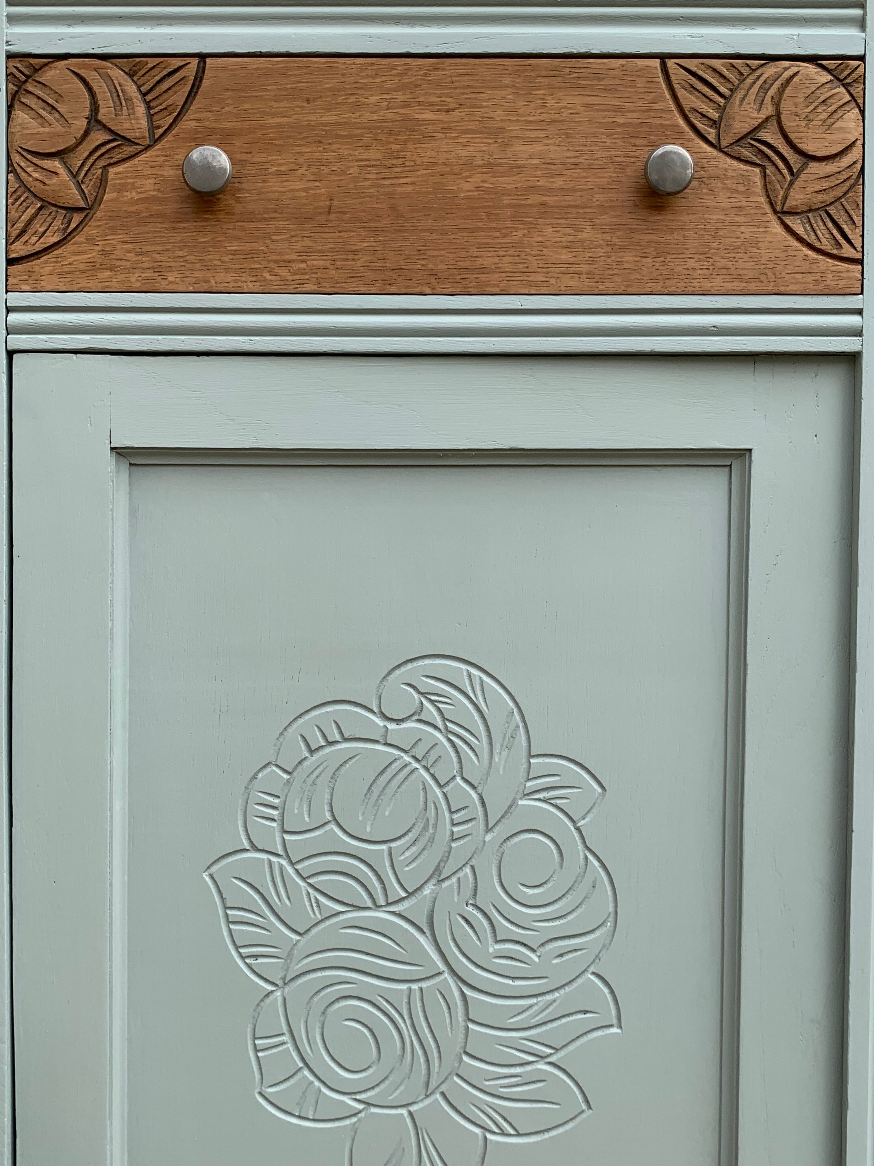 1930 asymmetrical Parisian wardrobe