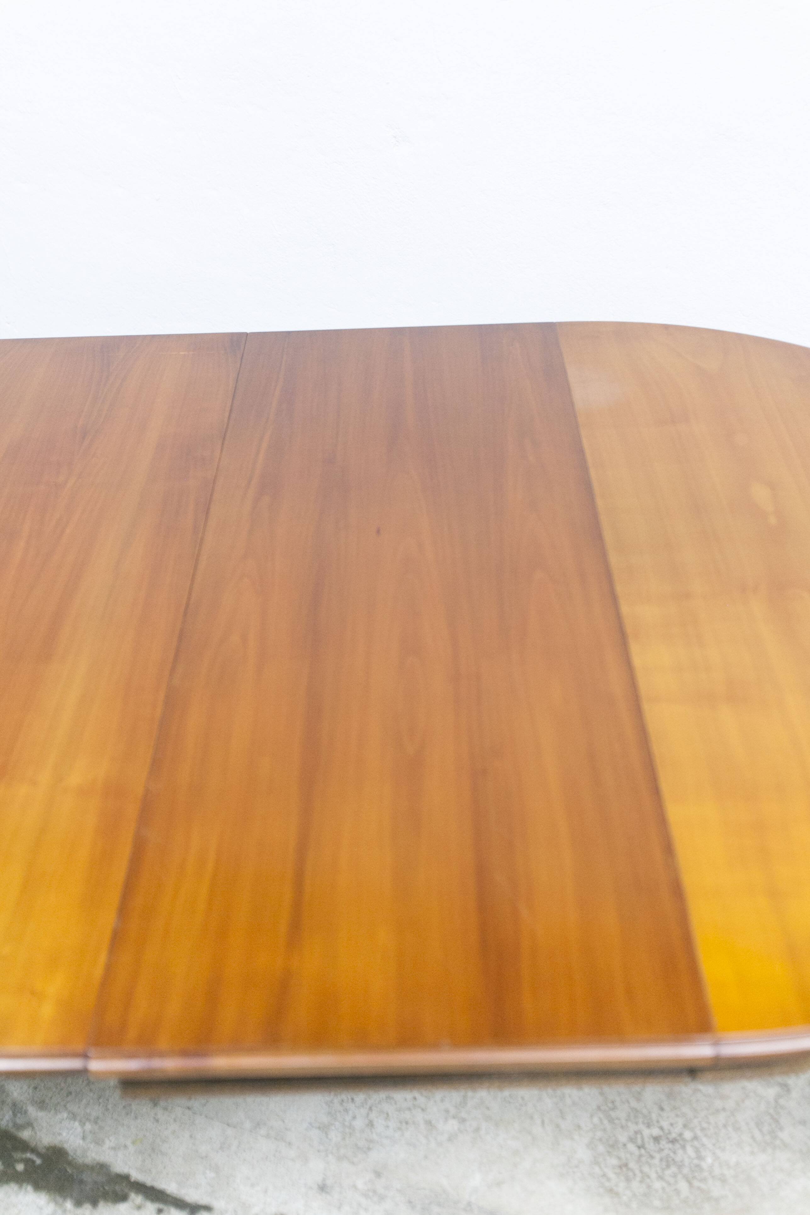 Louis XV round table + 3 extensions 115 cm max 2m50