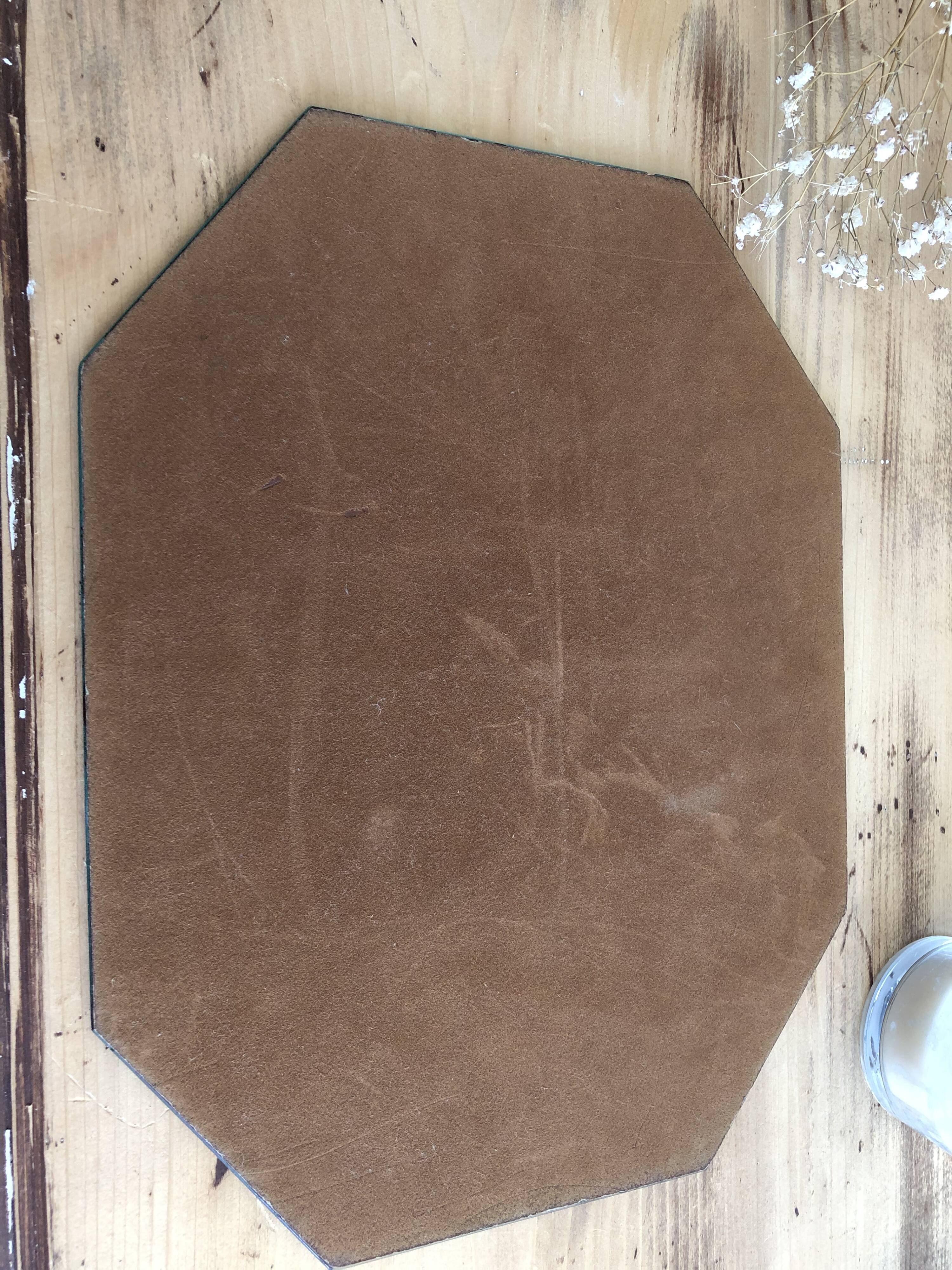 Octagonal bevelled mirror - 31 x 24 cm