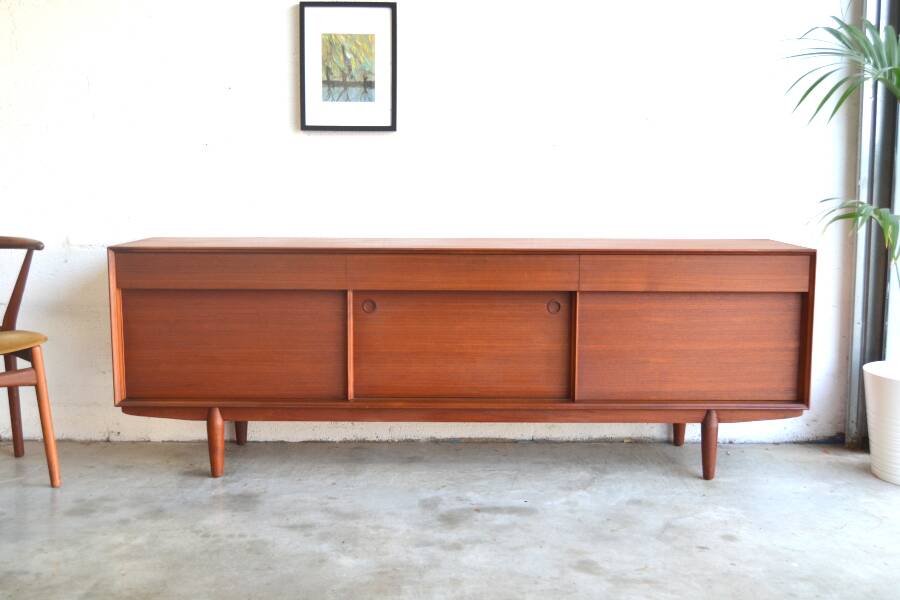 Vintage Scandinavian teak sideboard by Younger * 213 cm *